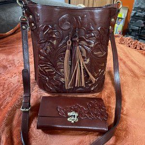 Patricia Nash Otavia Cut-Out leather bucket bag